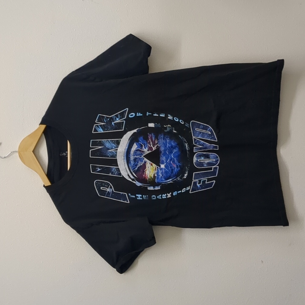 Pink Floyd Black Graphic Tee with Blue, White and Yellow Print